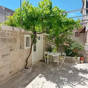  Apartamento Apartment Meri