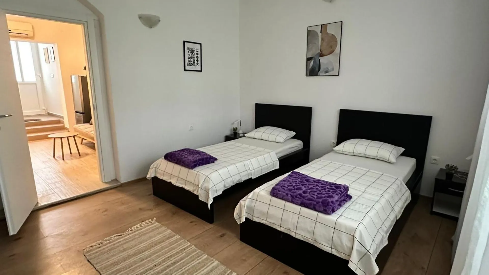 Apartmani Mare Split 0*,